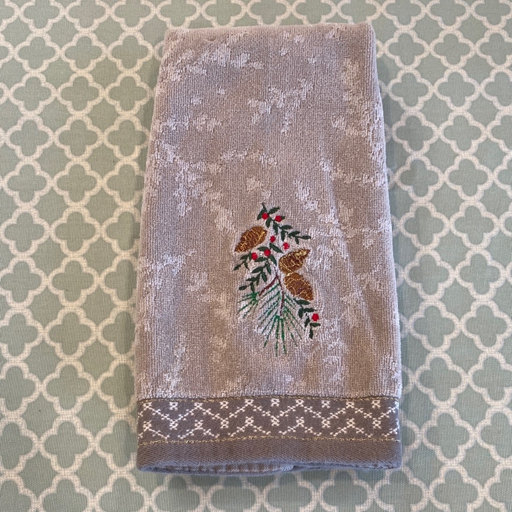 St. Nicholas Square Pinecone Winter Embroidered Bath Hand Towel